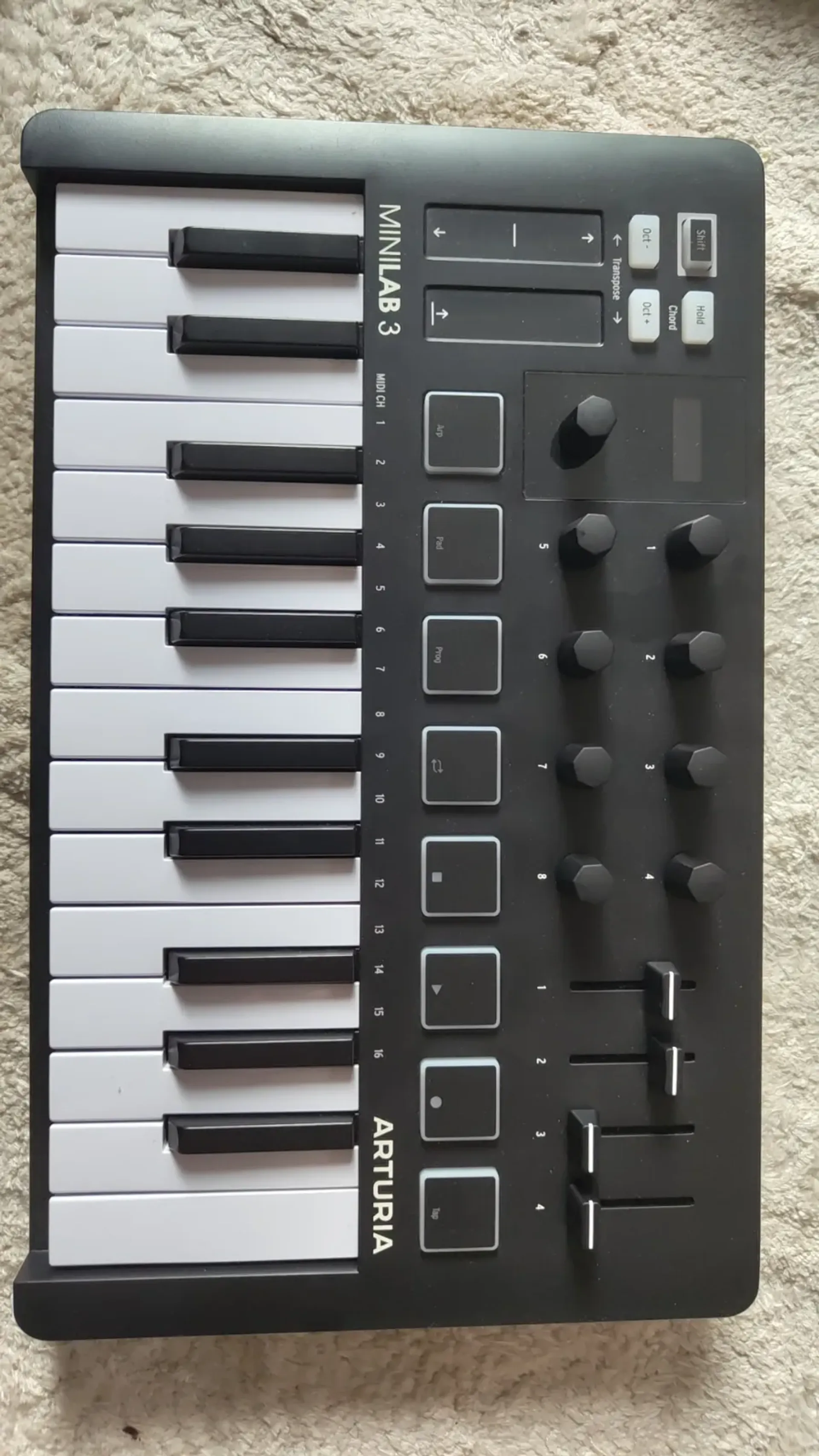 MIDI-контроллер Arturia MiniLab 3