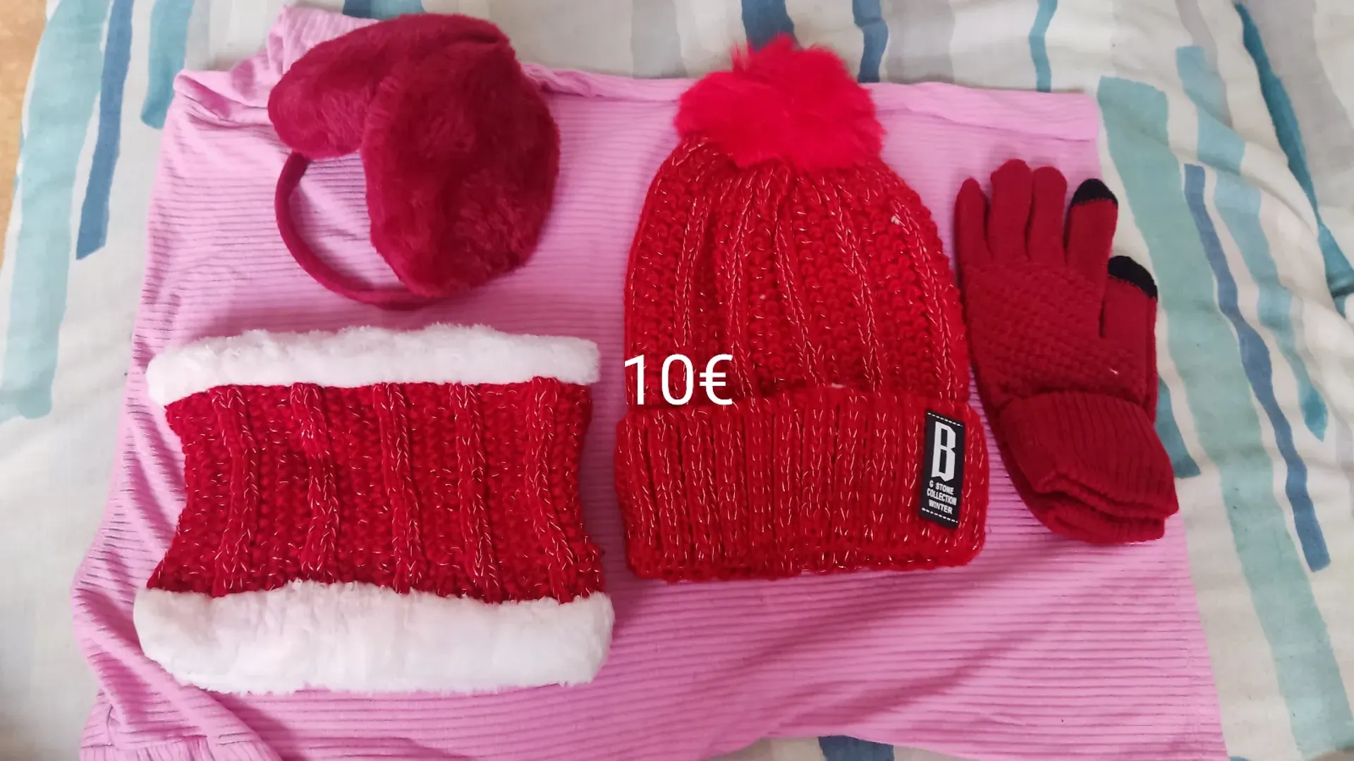B STONE Ziemas komplekts: cepure, cimdi, kakla sildītājs un ausu sildītāji, 1. fotoattēls no 1