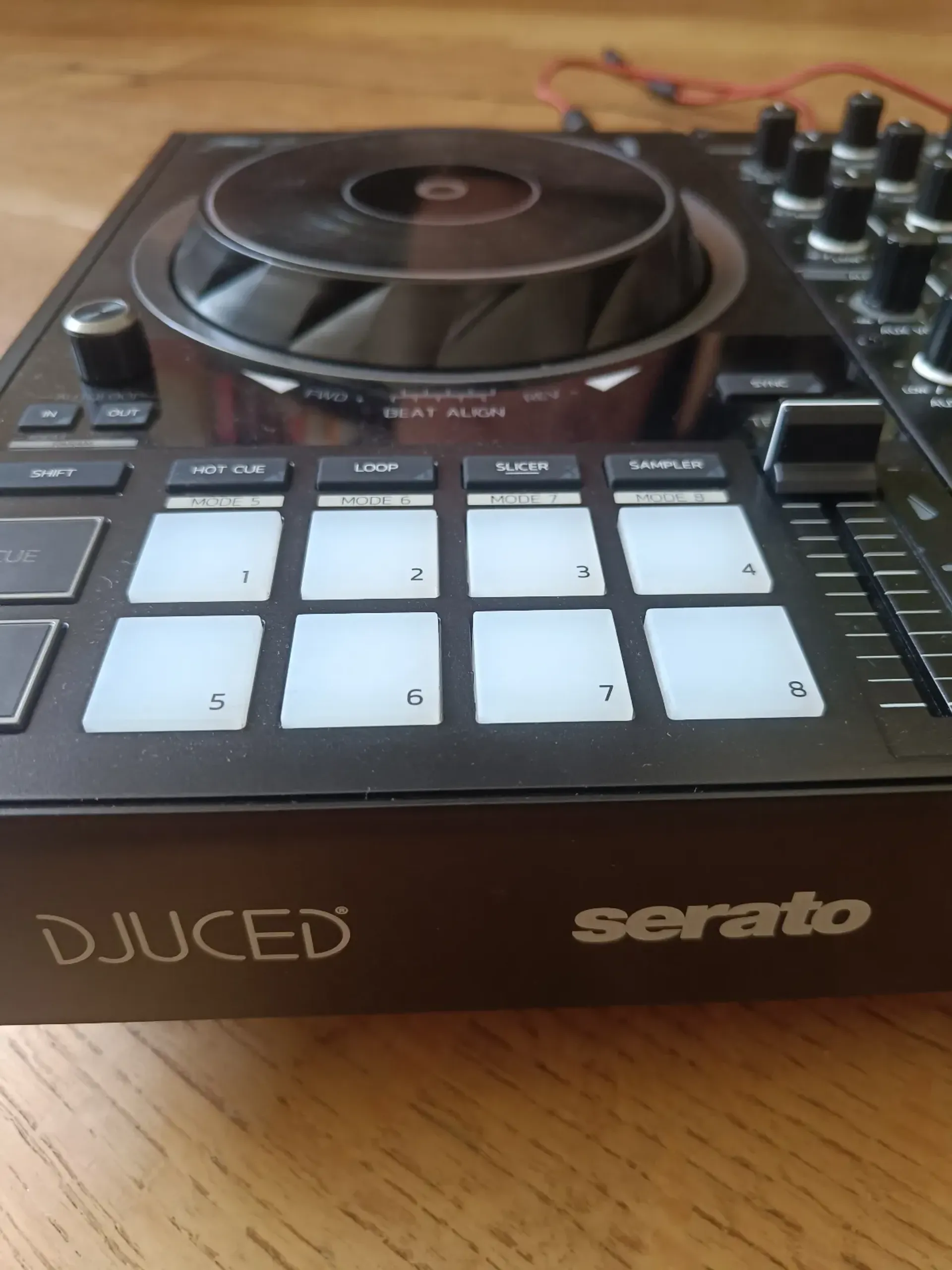 DJ-контроллер Hercules DJControl Inpulse 500, фото 2 из 3
