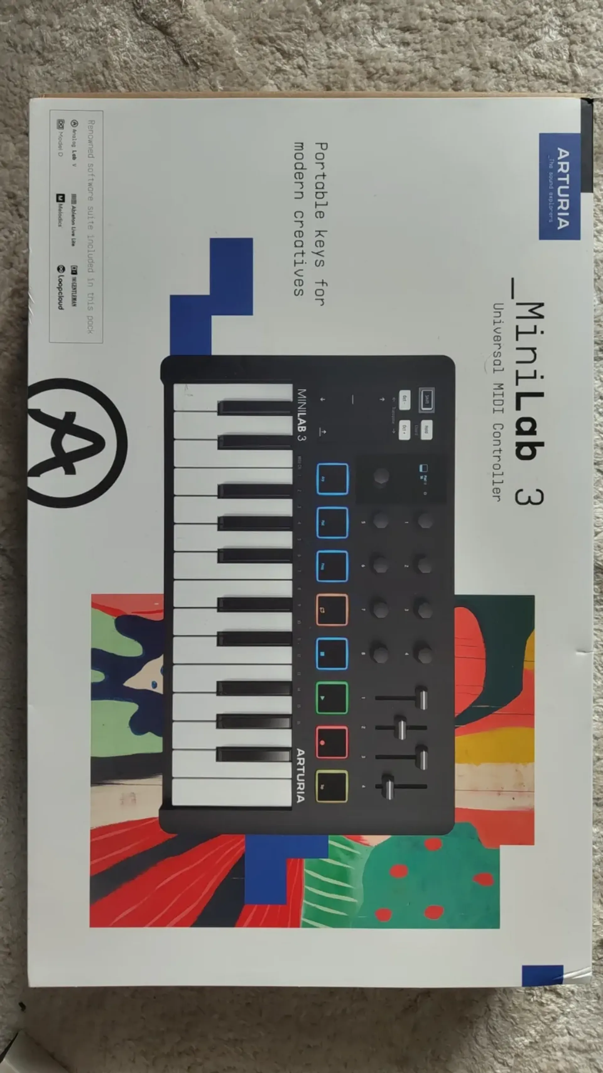 MIDI-контроллер Arturia MiniLab 3