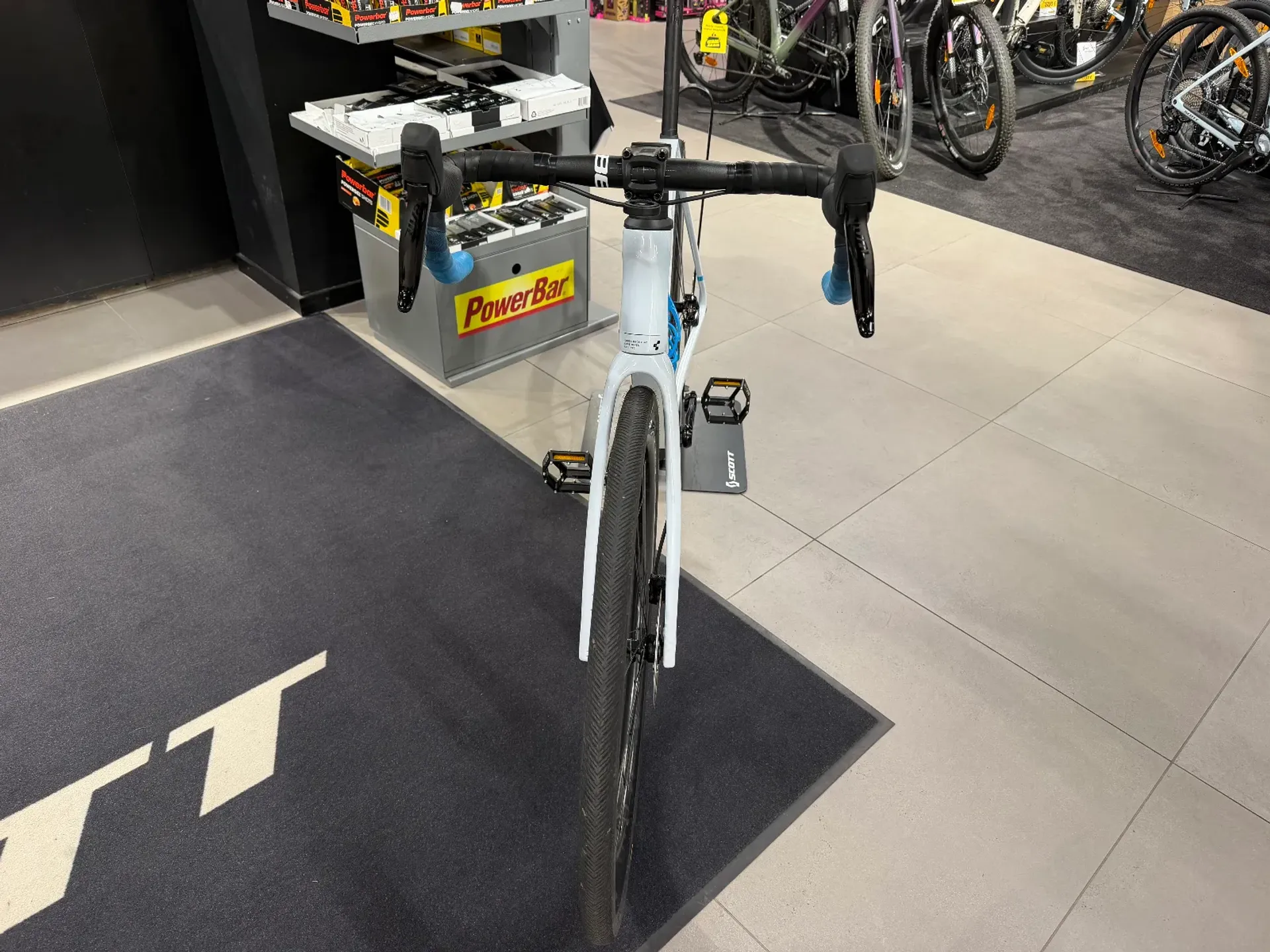 Cube Cross Race C:62 Carbon – Размер 56 – Карбоновые колеса Newmen, фото 1 из 4